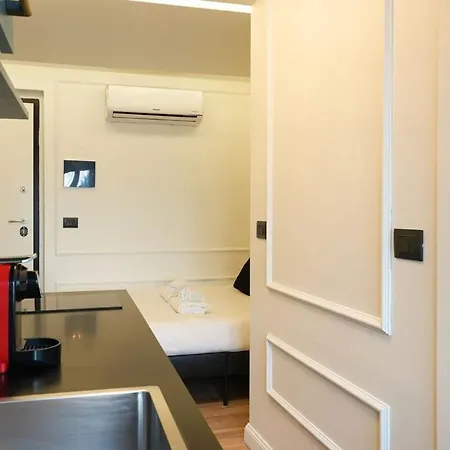 San Salvario - Monolocale Mansardato Ultimo Piano Appartement *